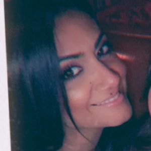 Meet your Posher, Sahar